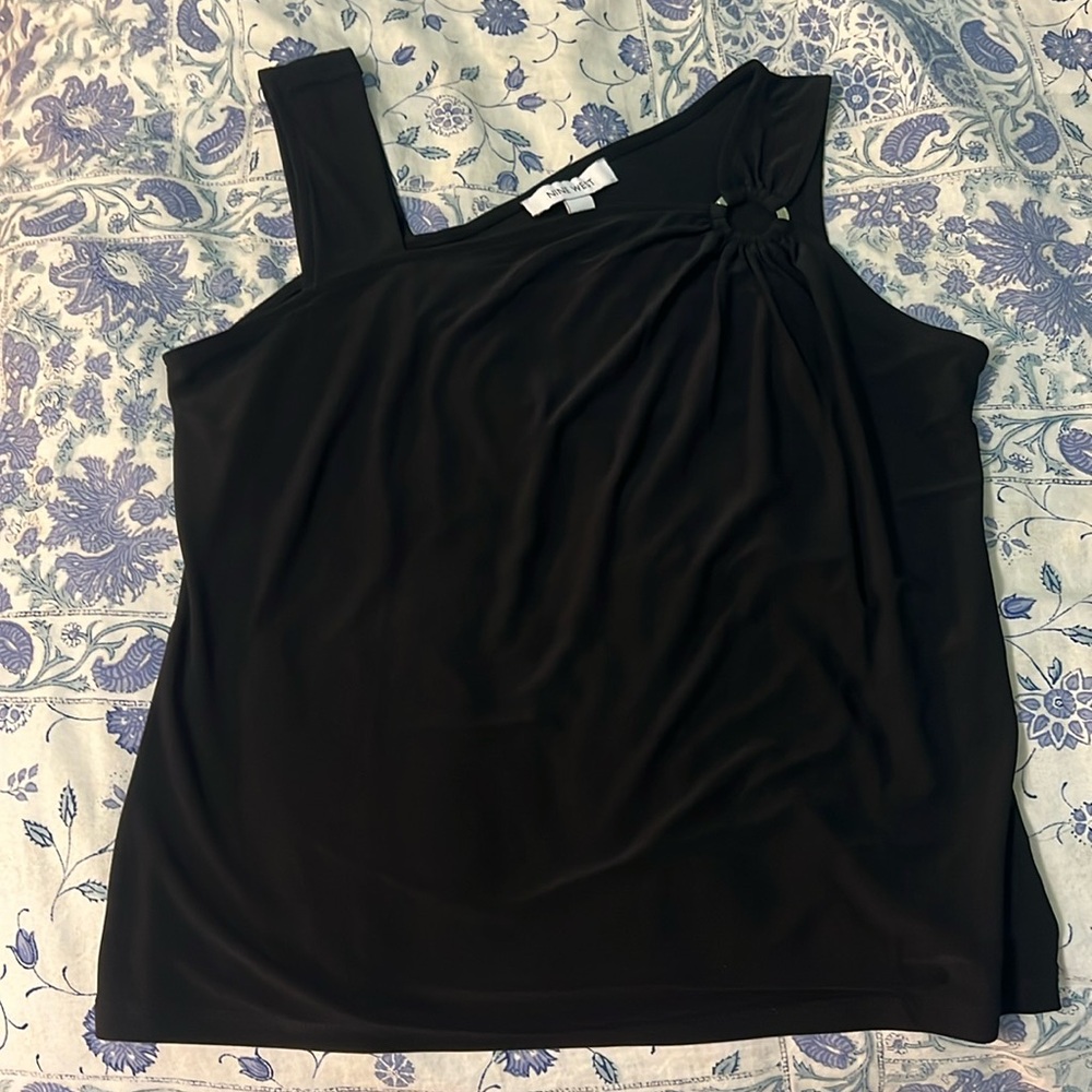 asymmetrical tank top!